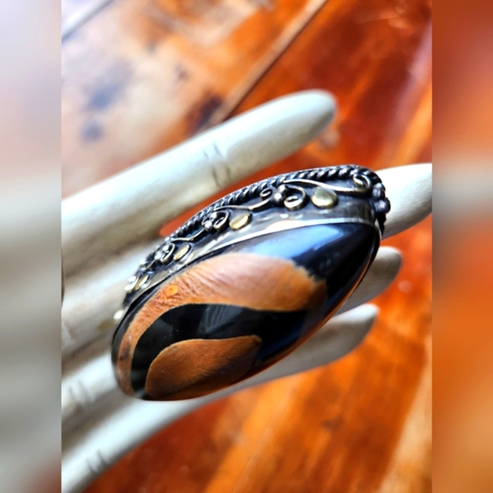 Black and Brown Adjustable Modern Ring. Only one available ✨️
